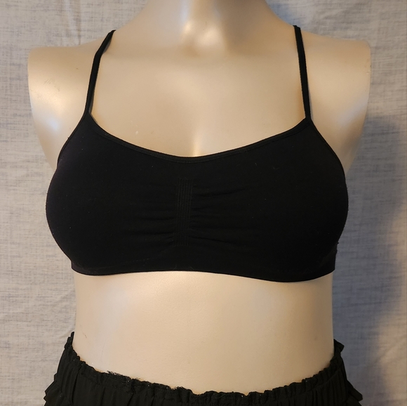 2 pack sport bras - Picture 2 of 8